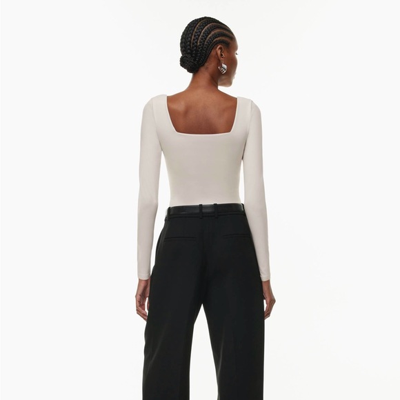 Aritzia Contour Square-neck Longsleeve Bodysuit - Picture 5 of 9